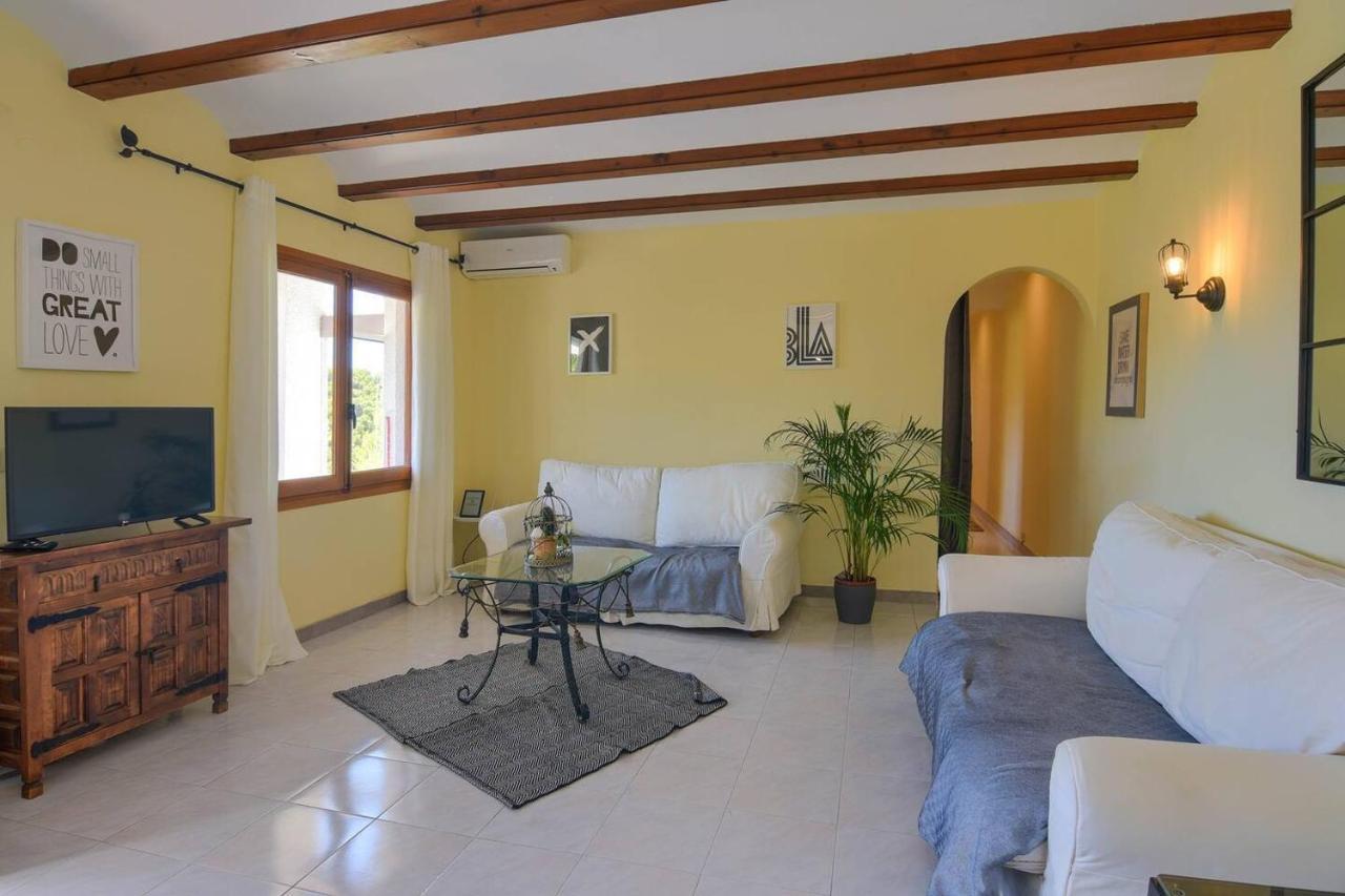 Stunning Mountain View Bungalow In Moraira Teulada Exterior photo